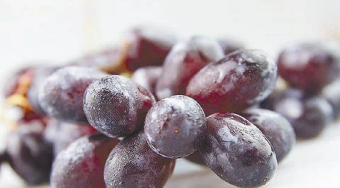 3 Fruits That Are Often Loaded with Pesticides, and You Might Be Eating #3 Every Day