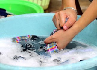 4 Tips to Keep Your Clothes Odor-Free and Mold-Free During the Rainy Season