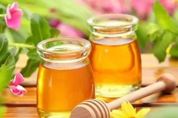 Is Honey Good for You After Waking Up?