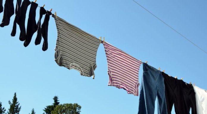 6 Powerful Tips to Eliminate Odors and Prevent Mold on Clothes During Humid Seasons