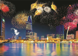 6 Dazzling Lunar New Year Fireworks Displays in Ho Chi Minh City