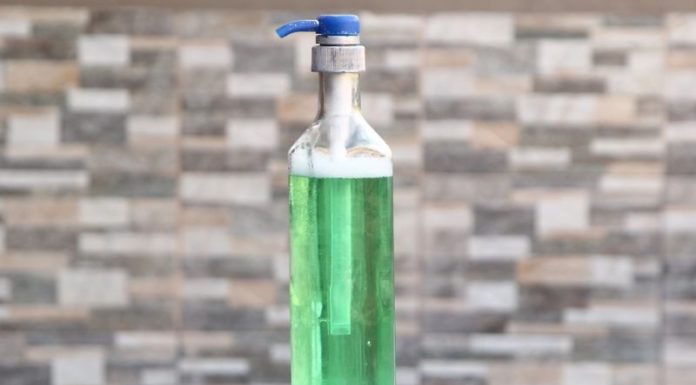 8 Tips for Using Cleaning Chemicals: Safe for Skin, Super-Effective for Cleaning!