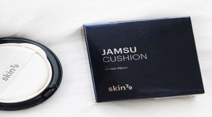 9 Cushion Compacts for Oily Skin: Achieving a Natural, Flawless Finish