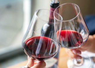 What to Eat to Prevent Sun Damage?