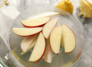 The Perfect Crunch: Mastering the Art of Peeling White Crisp Apples