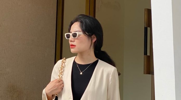 Elevate Your Style: The Power of the Collarless Blazer for Women