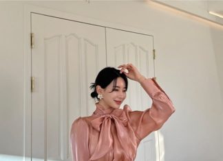 The Alluring Blouse: 5 Effortlessly Chic Styles to Enchant and Captivate