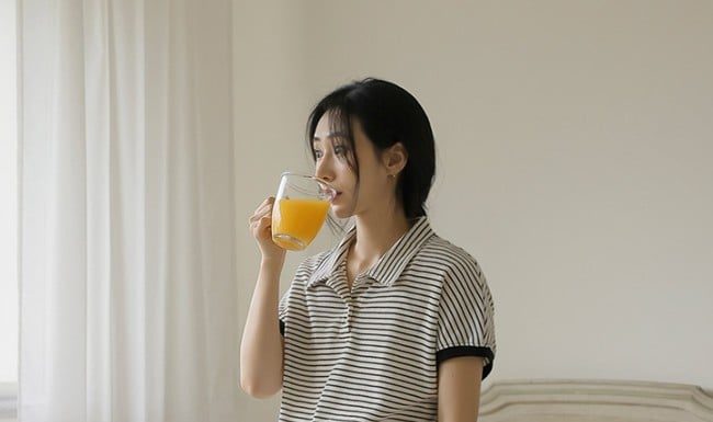 The Ultimate Guide to 4 Timeless T-Shirt Styles: Ever-Chic, Ever-Cool