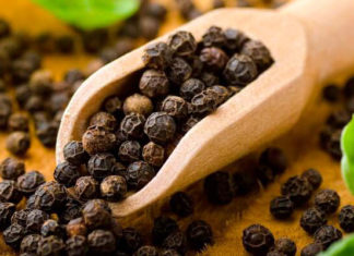 Is It Safe for Pregnant Women to Consume Pepper?