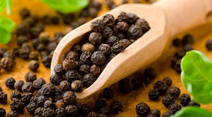 Is It Safe for Pregnant Women to Consume Pepper?