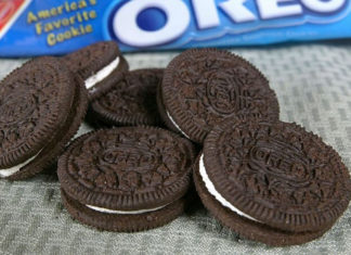 How Many Calories Are in an Oreo Cookie? Can Eating Oreos Make You Fat?