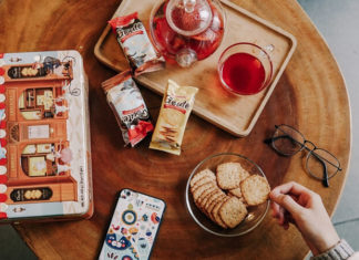 Gouté Sesame Crunch Biscuits – The Perfect Gift for a Heartwarming Holiday Season