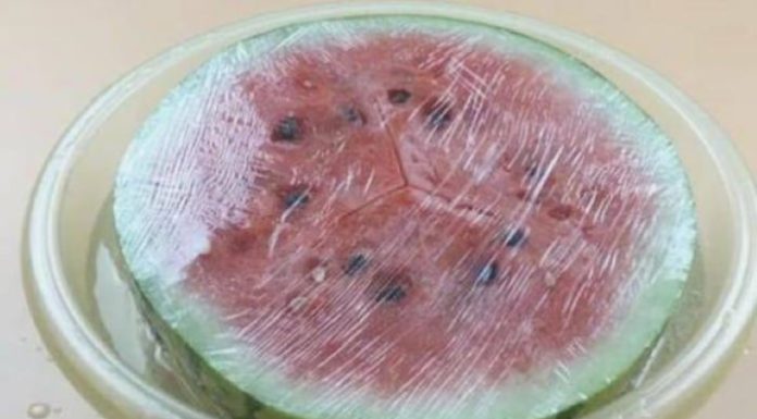 The Ultimate Guide to Watermelon Storage: Keep It Fresh for a Week!