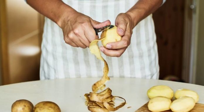 The Secret to Combating Premature Greying with Potatoes: A Simple and Effective Solution