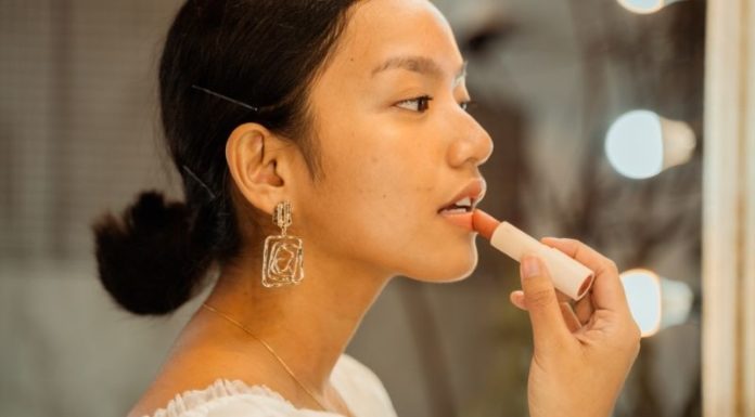 How to Choose the Right Lipstick Shade for Your Skin Tone and Age