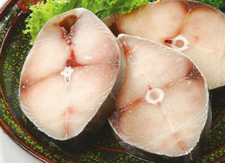 The Ultimate Guide to Selecting and Cooking Mackerel: A Tasty Treat