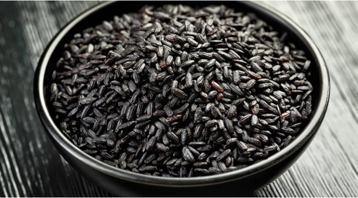 The Ultimate Guide to Making Delicious Purple Glutinous Rice Wine: A Traditional Vietnamese Delicacy