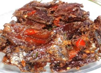 The Ultimate Guide to Preparing Crispy and Golden-Brown Dried Fish: A Mouth-Watering, Rice-Gobbling Delight