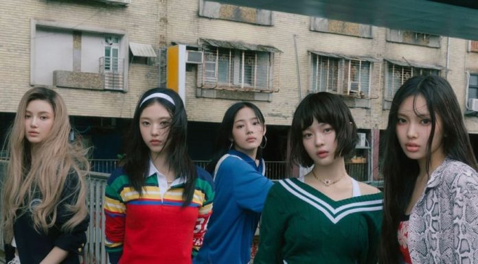 The Must-Have Accessory Taking Center Stage This Summer, As Seen on Your Favorite K-Stars