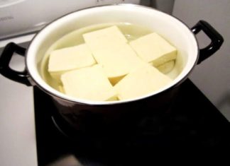 How to Store Tofu in the Fridge to Keep it Fresh, Prevent Souring, and Avoid Odors