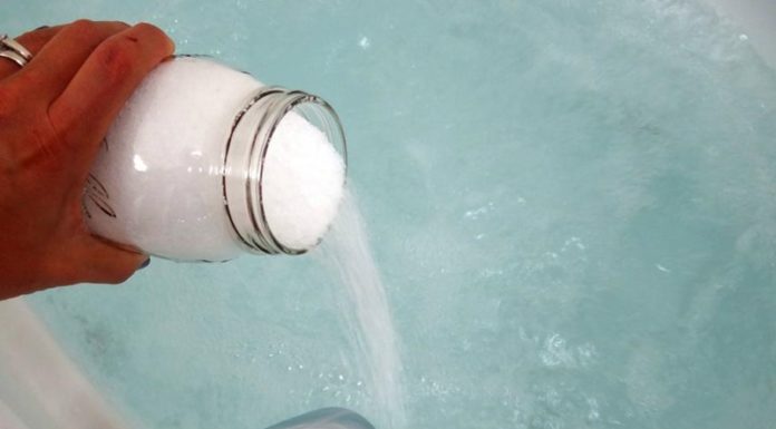 “The Ultimate Guide to Washing Your Woollens”