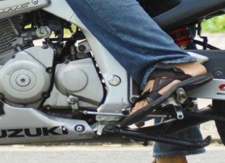 “The Ultimate Guide to Starting a Long-Neglected Motorcycle: Revving Up with Ease.”