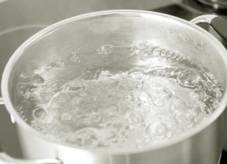 “Is Your Water Safe? A Simple Home Test for Contaminants”