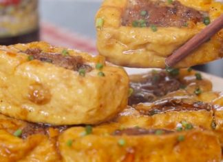 “Meat-Stuffed Tofu Braised in Soy Sauce: A Hearty Family Meal”