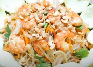 “The Ultimate Guide to Crafting a Delectable Seaweed Salad: Achieving the Perfect Crunch”