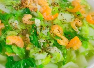 “A Delicious and Simple Soup: Shrimp and Bok Choy Symphony”