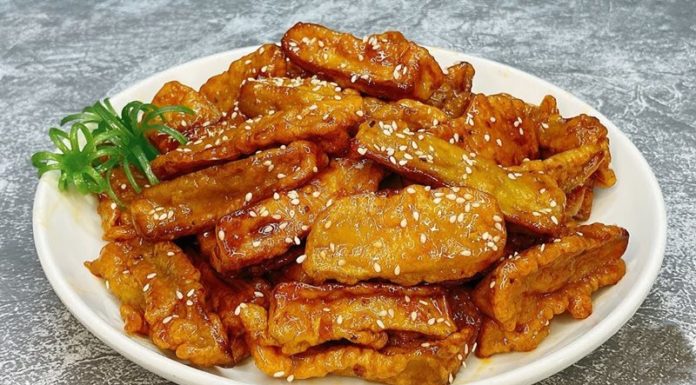 The Ultimate Guide to Crispy Eggplant: A Tasty Treat with a Tangy Twist