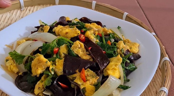 A Delicious and Easy Stir-Fry: Wood Ear Mushroom and Egg