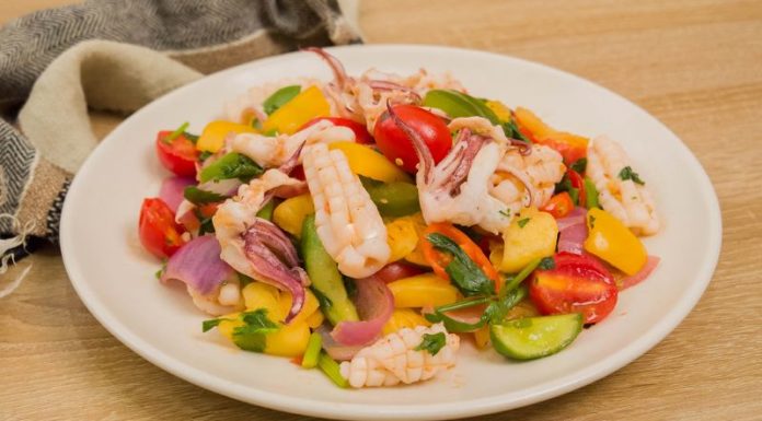 The Secret to Mouth-Watering Sweet and Sour Squid: A Culinary Adventure