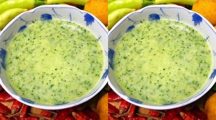 The Ultimate Guide to Seafood Dipping Sauce: A Golden Mustard Delight