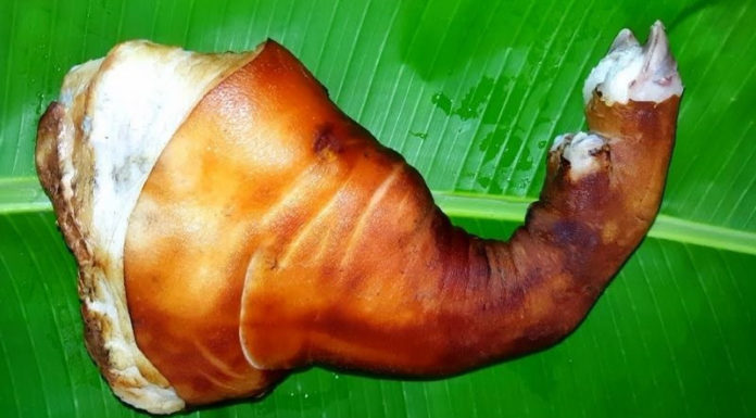 The Ultimate Guide to Cleaning Pork Hocks: A Quick and Easy Method to Remove Any Unpleasant Odor and Create Delicious Dishes