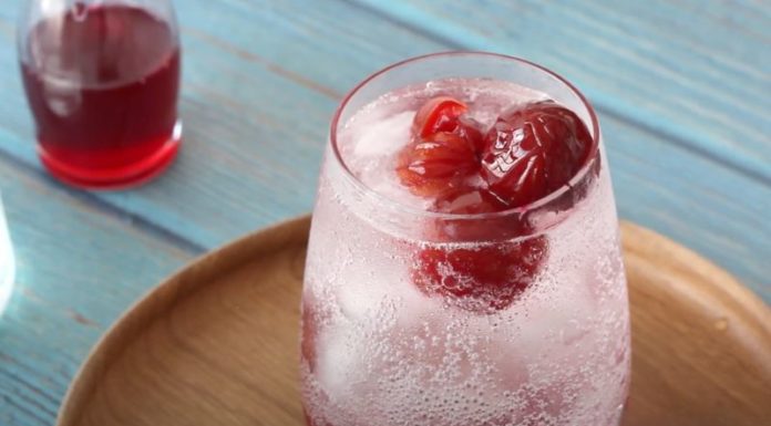 The Captivating Cool-Me-Down: Plum Fizz