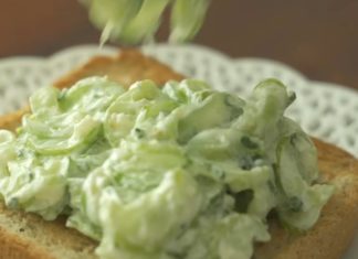 The Ultimate Crunchy, Refreshing, and Easy Cucumber Salad Recipe for a Bright Start to Your Day