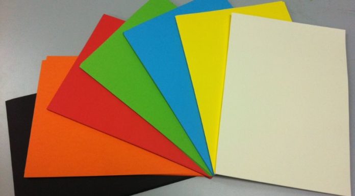 Crafting a Beautiful and Meaningful Greeting Card for International Women’s Day