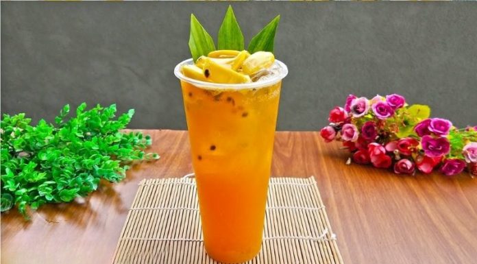 The Ultimate Summer Cooler: A Unique Twist on Iced Tea with Jackfruit and Passionfruit