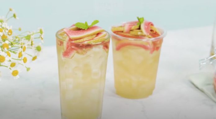 The Ultimate Guide to Making Delicious and Refreshing Stewed Hawthorn Tea at Home