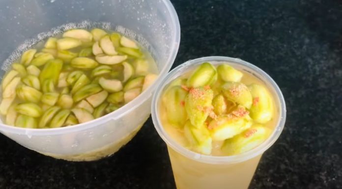 The Perfect Blend: A Tasty Twist on Frog Tea with Shrimp Salt