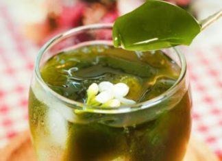 The Perfect Summer Treat: How to Make a Refreshing Wild Bitter Gourd Jelly at Home