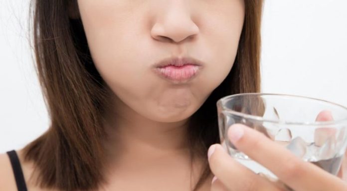 The Magic of Salt Water: A Guide to Safe and Effective Mouthwash for Stronger Teeth