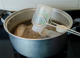 “The Ultimate Guide to Sterilizing Baby Bottles: A Step-by-Step Process for Ensuring Your Little One’s Safety”