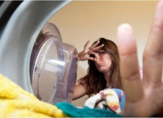 “How to Get Rid of That Stinky Washer Odor”
