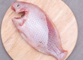 The Ultimate Superfood: A Humble Fish With Age-Defying and Heart-Protecting Powers, Creating an Irresistible Sour Soup Delight