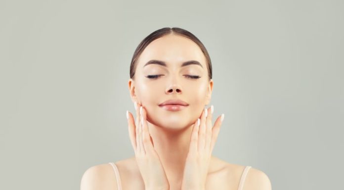 5 Essential Skincare Tips for a Radiant, Flawless Glow, Even Under the Scorching Sun.