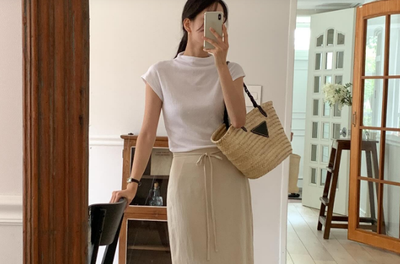 The Ultimate Guide to Styling Pastel Skirts: Elevate Your Summer Look