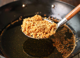 “This Garlic Preparation Method Creates a Toxic Compound — Are You Making This Common Mistake?”