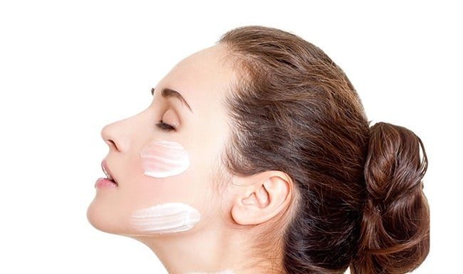 5 Essential Sun Protection Habits to Safeguard Your Skin from Dark Spots and Uneven Tone